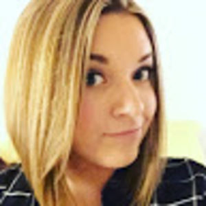Meet your Posher, Jenny - Make Me an Offer!!